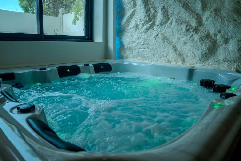 Le Cozy Reims -Escapade Raffinee Avec Spa Prive 외부 사진